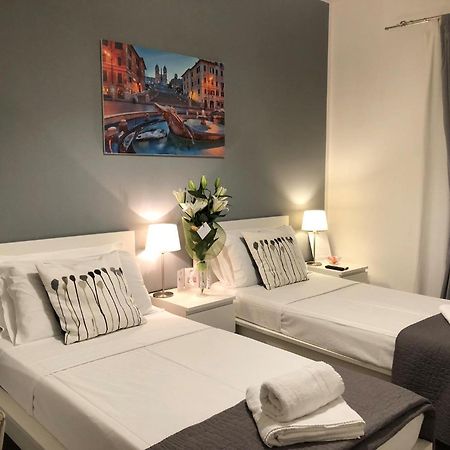 Bed and Breakfast Le Piazze Di Roma Exterior foto