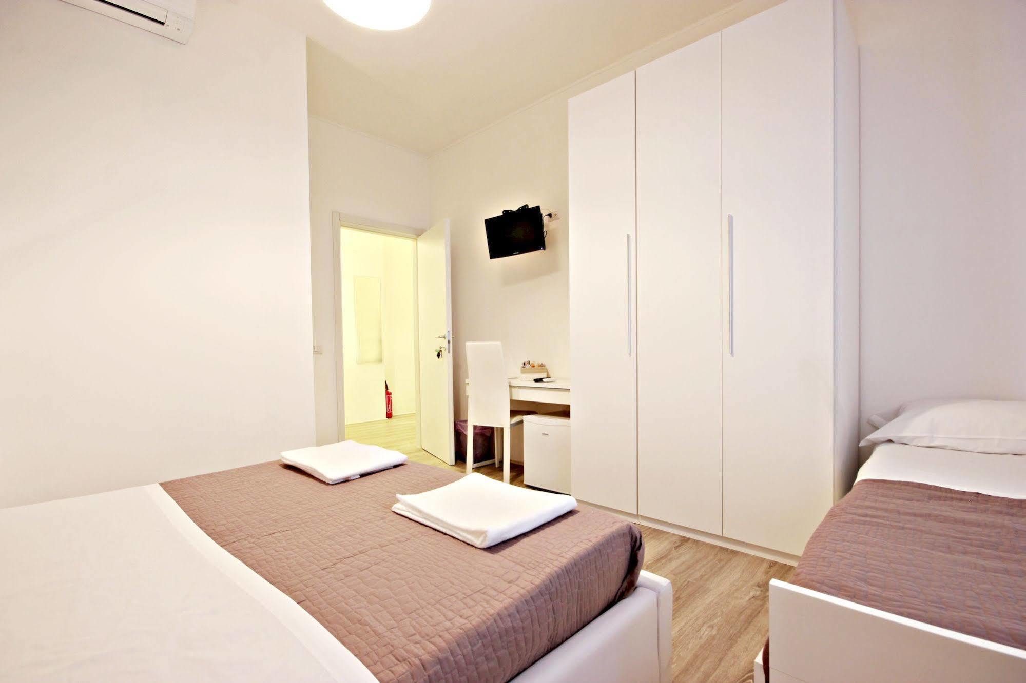 Bed and Breakfast Le Piazze Di Roma Exterior foto