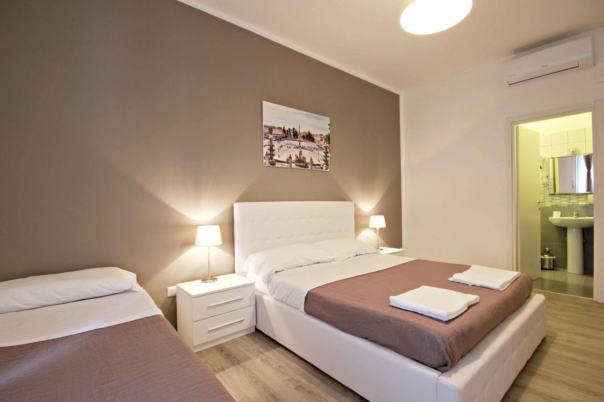 Bed and Breakfast Le Piazze Di Roma Exterior foto