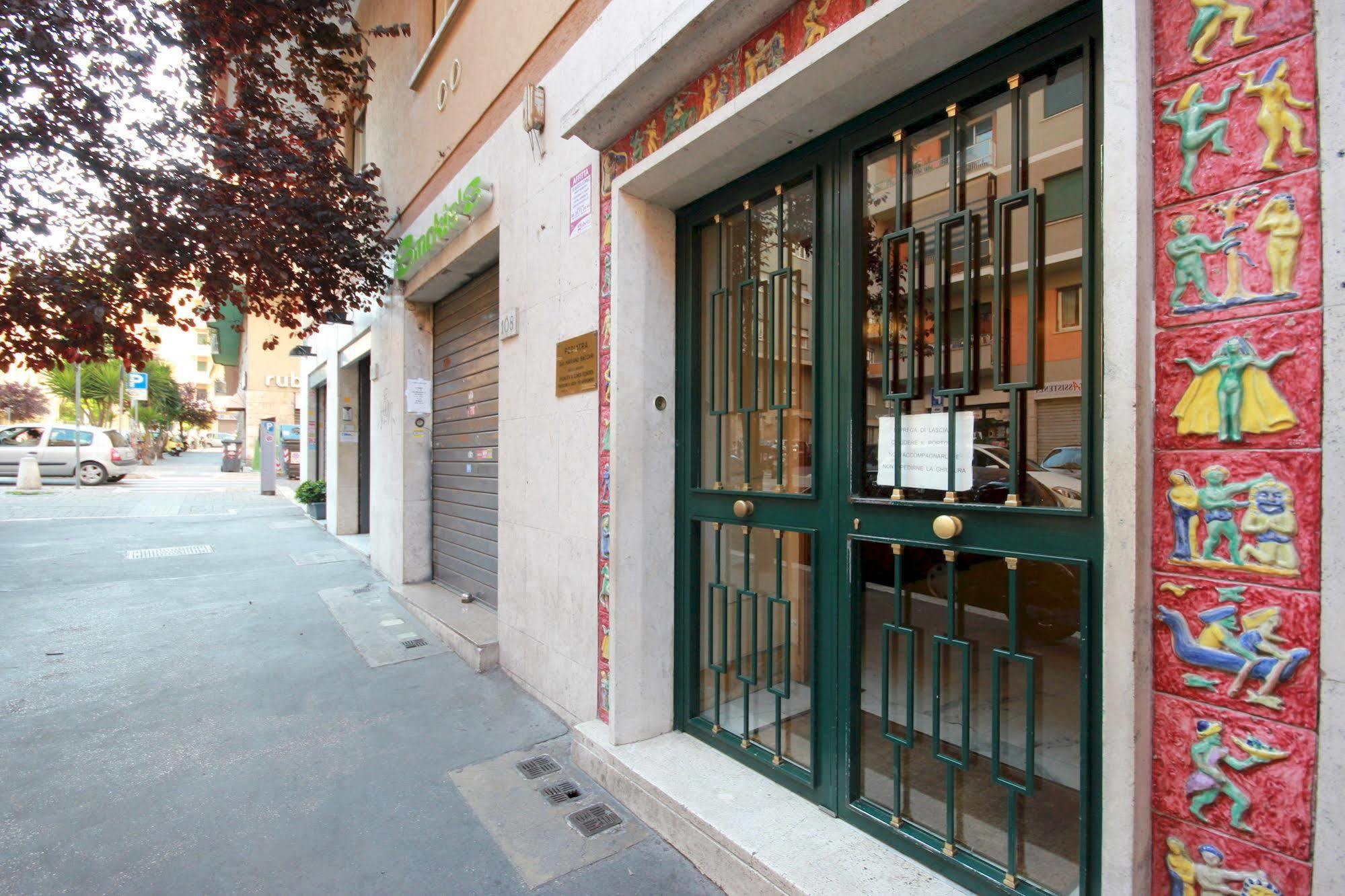 Bed and Breakfast Le Piazze Di Roma Exterior foto